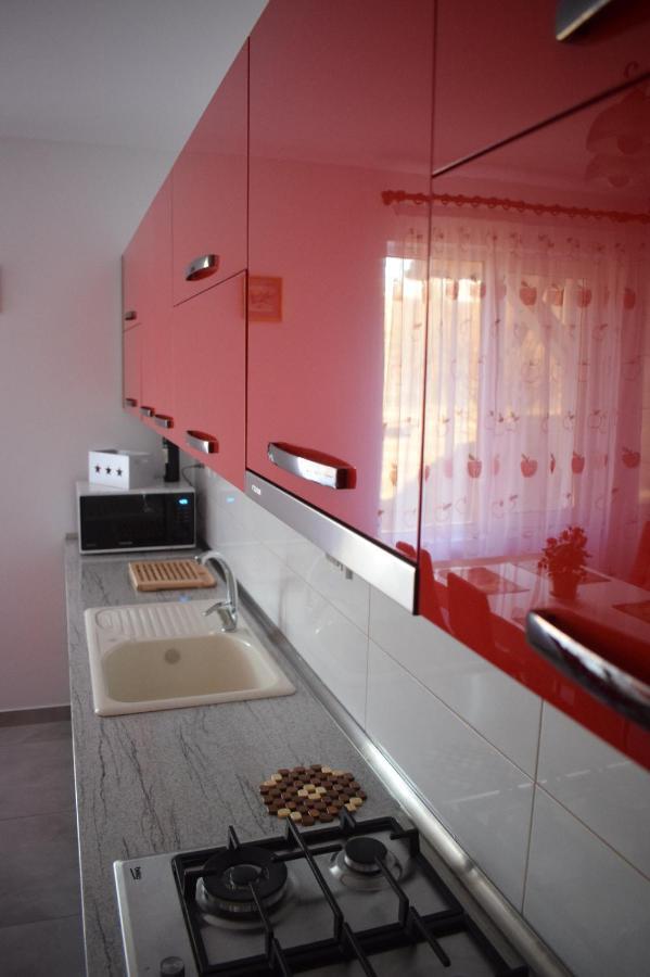 Casa Dumitru Hotell Ceraşul Exteriör bild