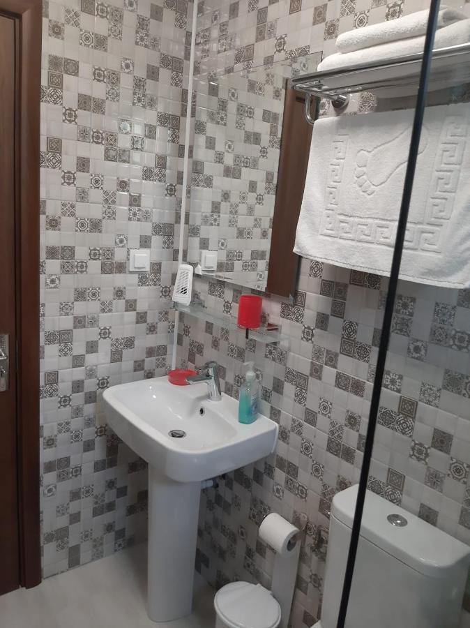 Casa Dumitru Hotell Ceraşul Exteriör bild